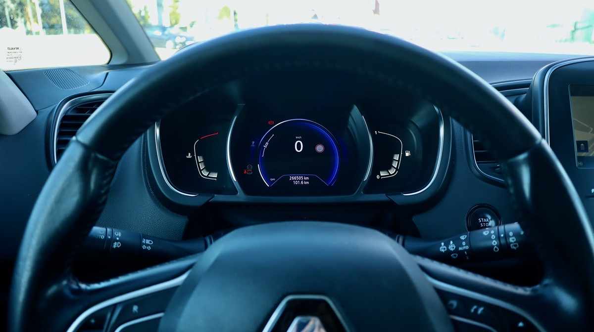 renault-scenic-1-7-blue-dci-2019-diesel-1749cc