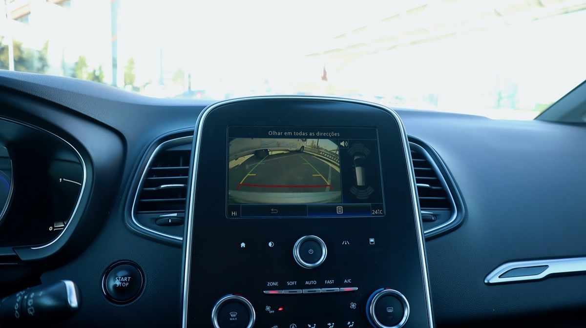 renault-scenic-1-7-blue-dci-2019-diesel-1749cc