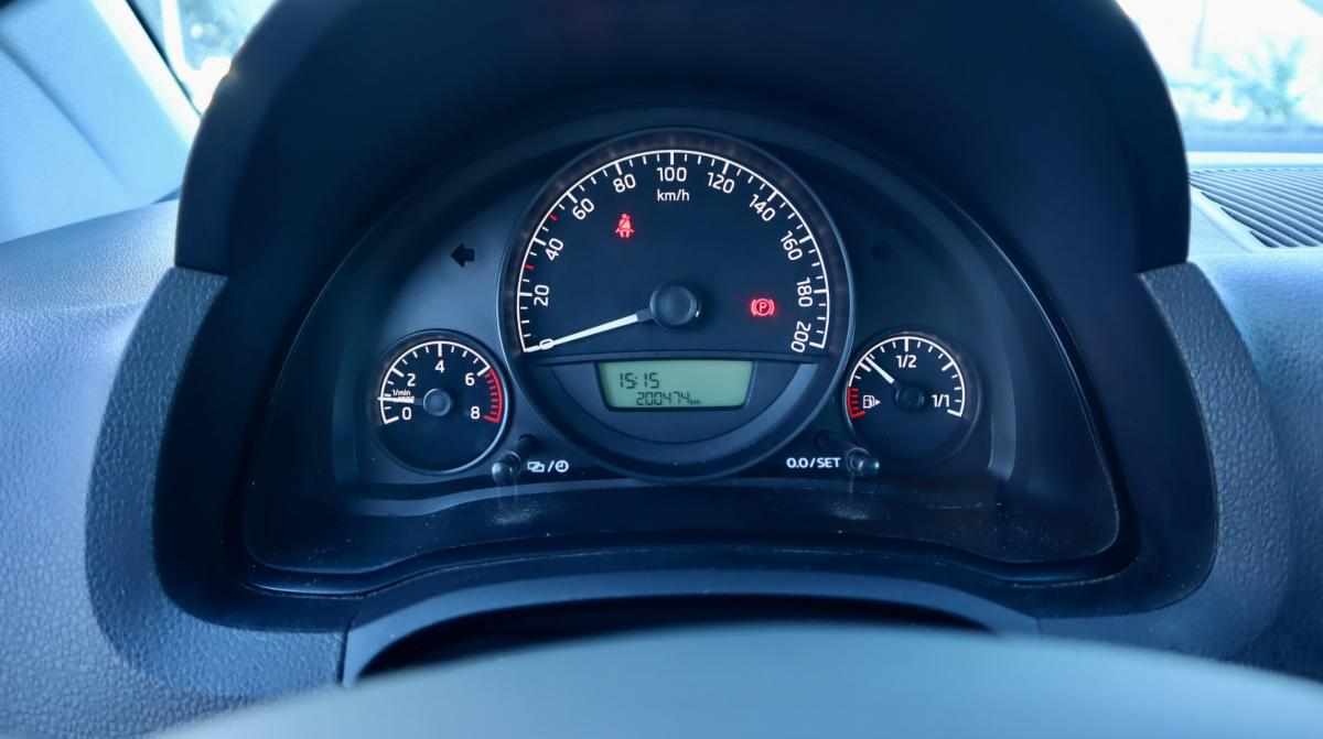 skoda-citigo-1-0-mpi-2015-gasolina-999cc