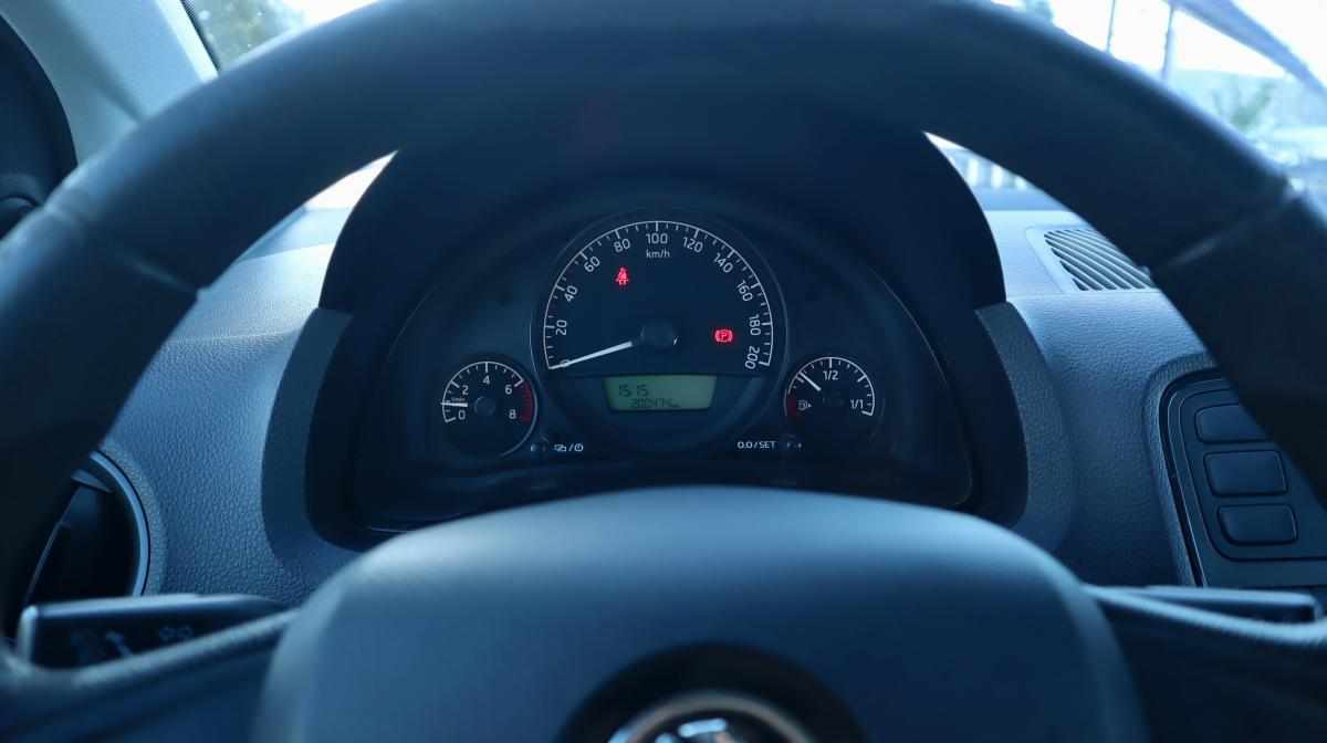 skoda-citigo-1-0-mpi-2015-gasolina-999cc
