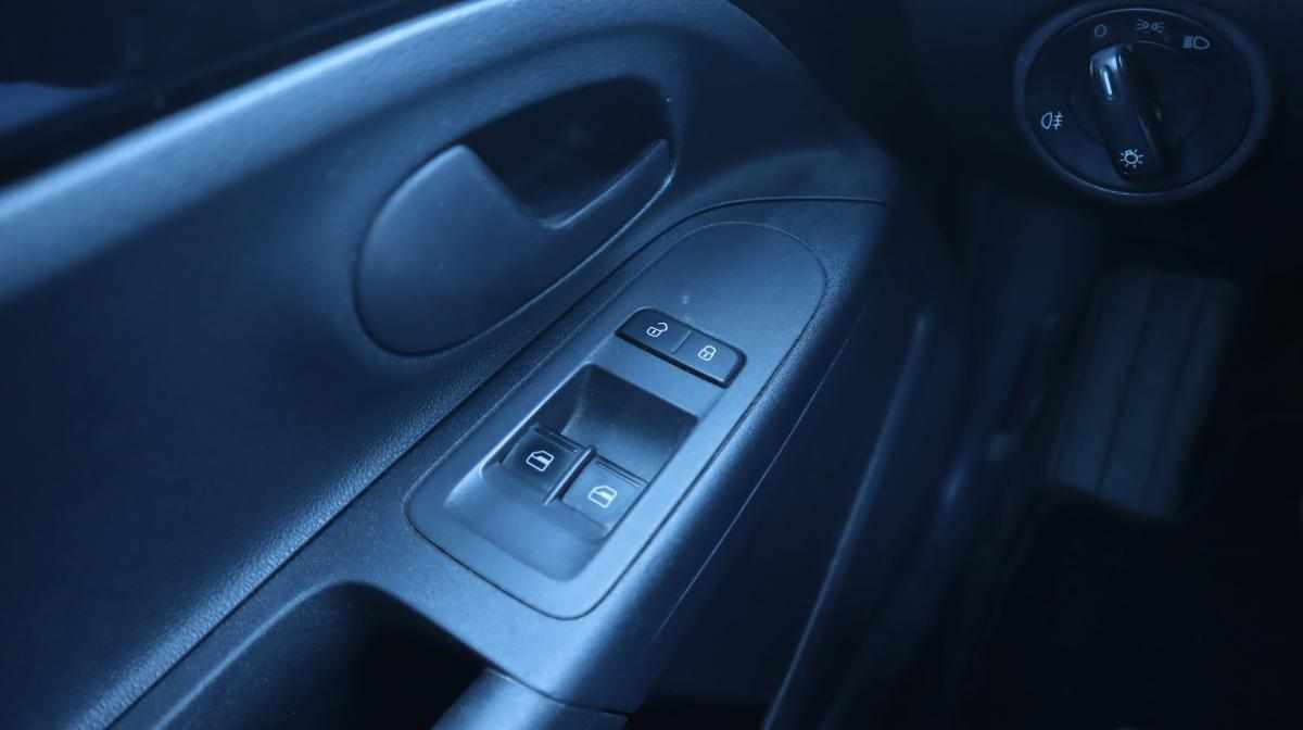skoda-citigo-1-0-mpi-2015-gasolina-999cc