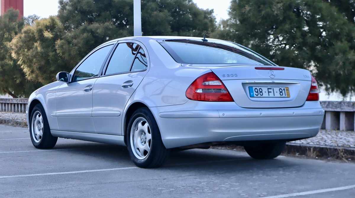 mercedes-benz-classe-e-e-200-cdi-2006-diesel-2148cc