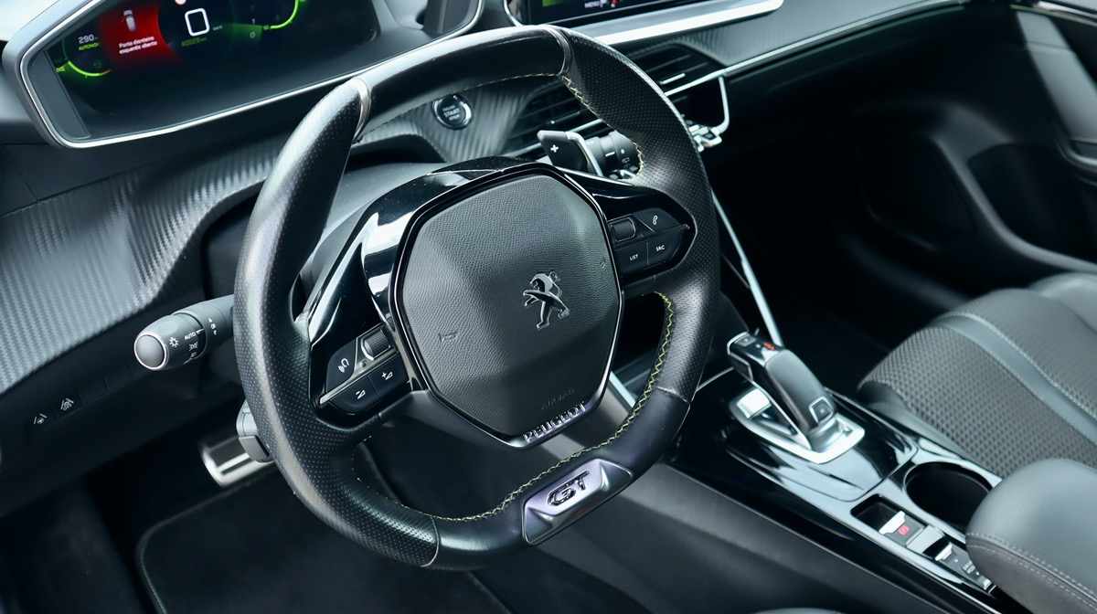peugeot-208-1-2-puretech-2019-gasolina-1199cc