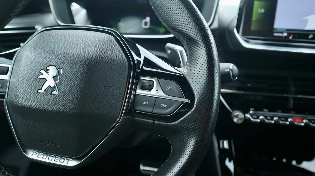 peugeot-208-1-2-puretech-2019-gasolina-1199cc