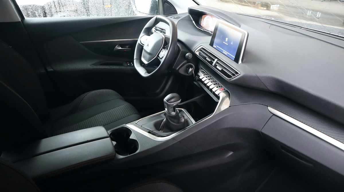 peugeot-3008-1-5-bluehdi-2020-diesel-1499cc