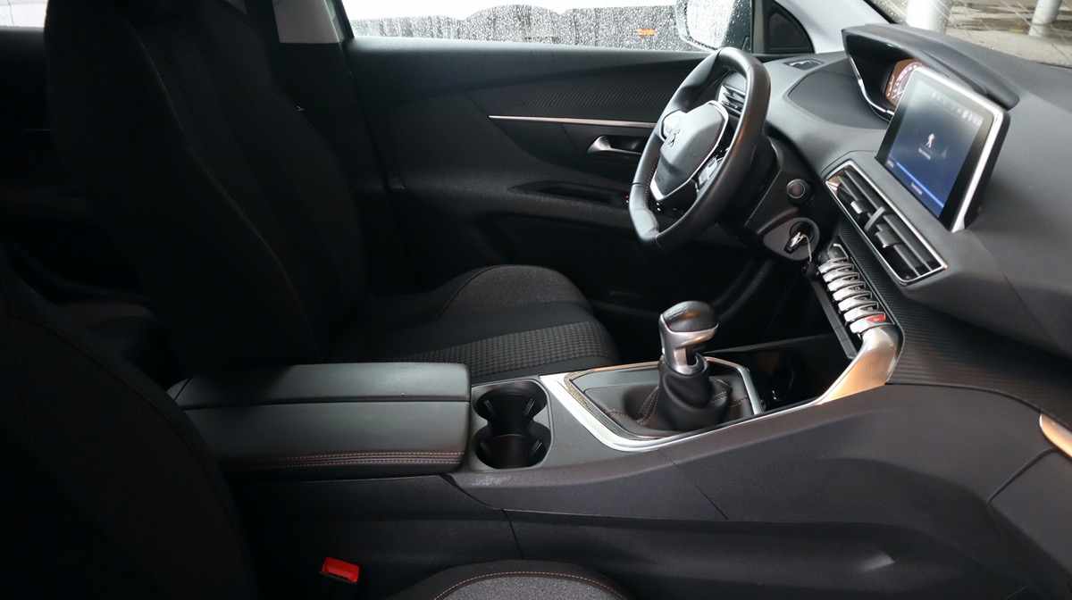 peugeot-3008-1-5-bluehdi-2020-diesel-1499cc
