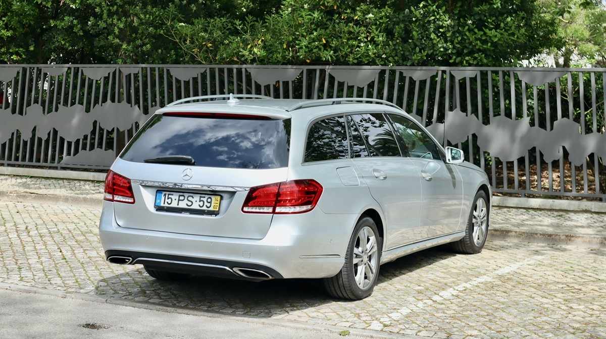 mercedes-benz-classe-e-e-250-bluetec-2014-diesel-2143cc