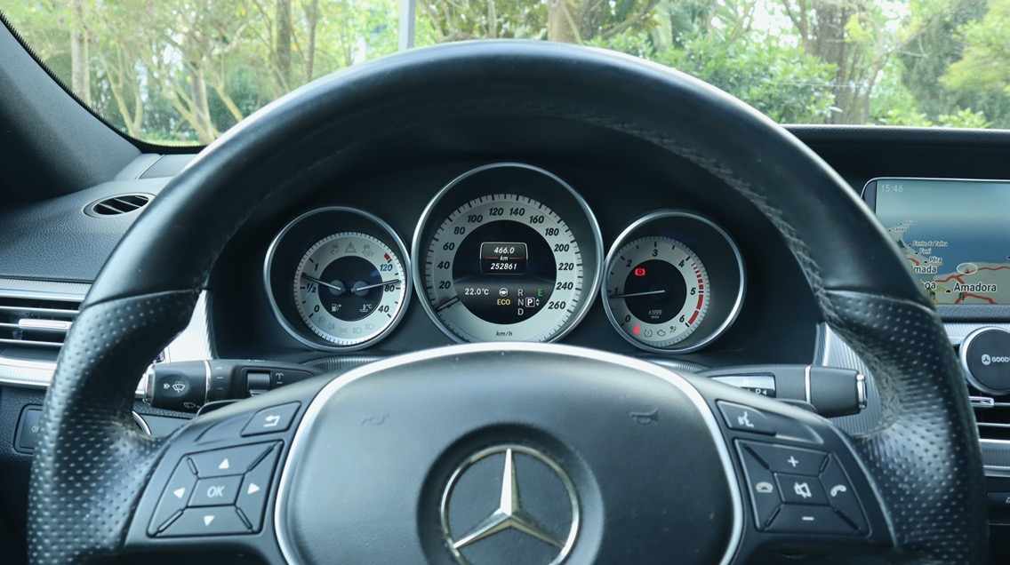 mercedes-benz-classe-e-e-250-bluetec-2014-diesel-2143cc