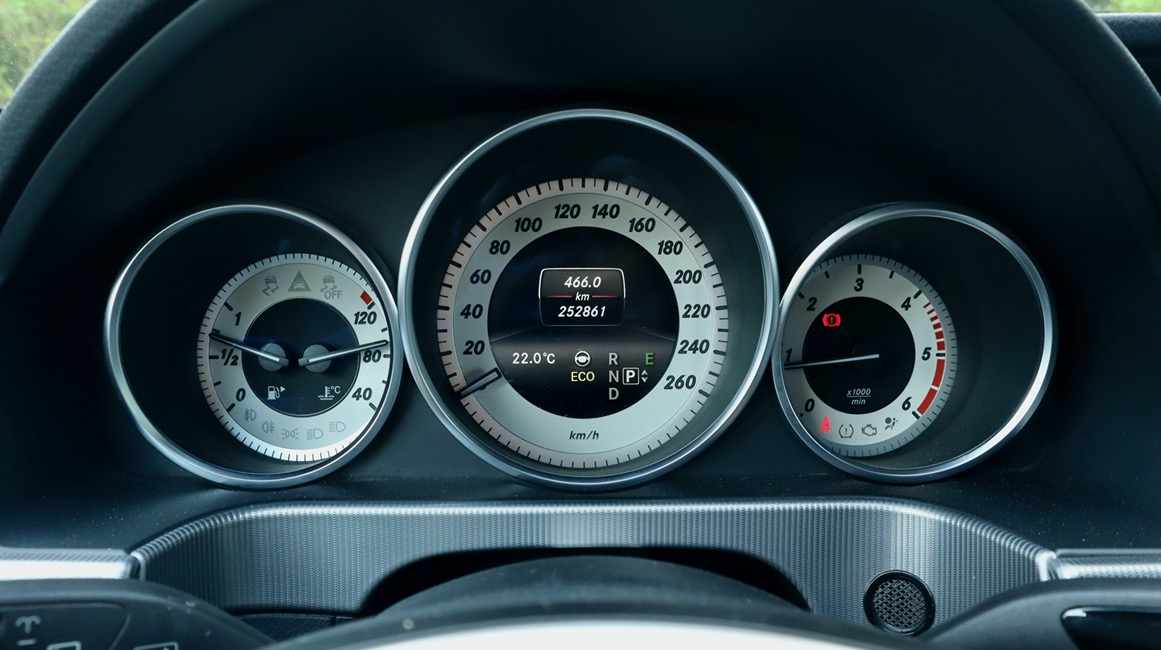 mercedes-benz-classe-e-e-250-bluetec-2014-diesel-2143cc