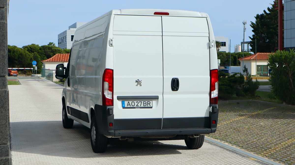peugeot-boxer-2-2-120cv-2022-diesel-2179cc