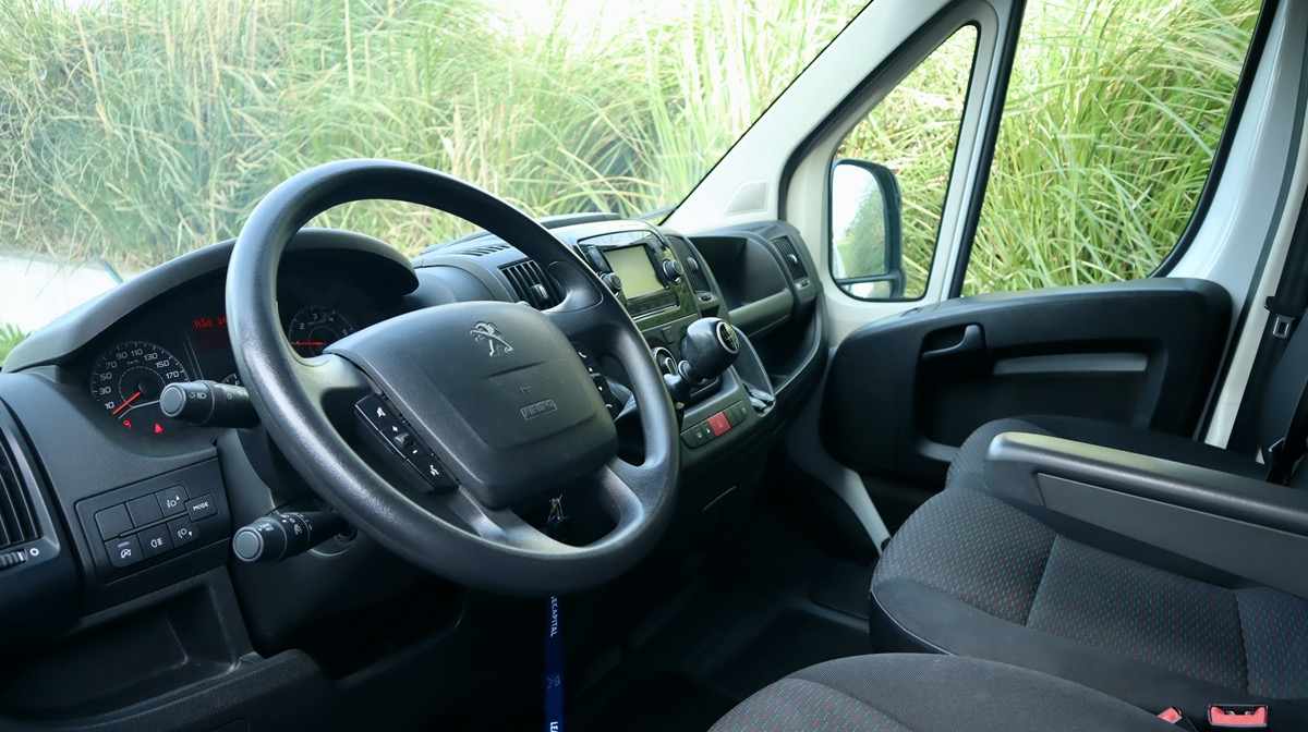 peugeot-boxer-2-2-120cv-2022-diesel-2179cc