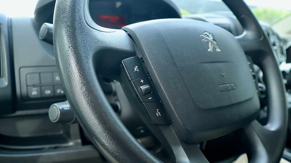 peugeot-boxer-2-2-120cv-2022-diesel-2179cc
