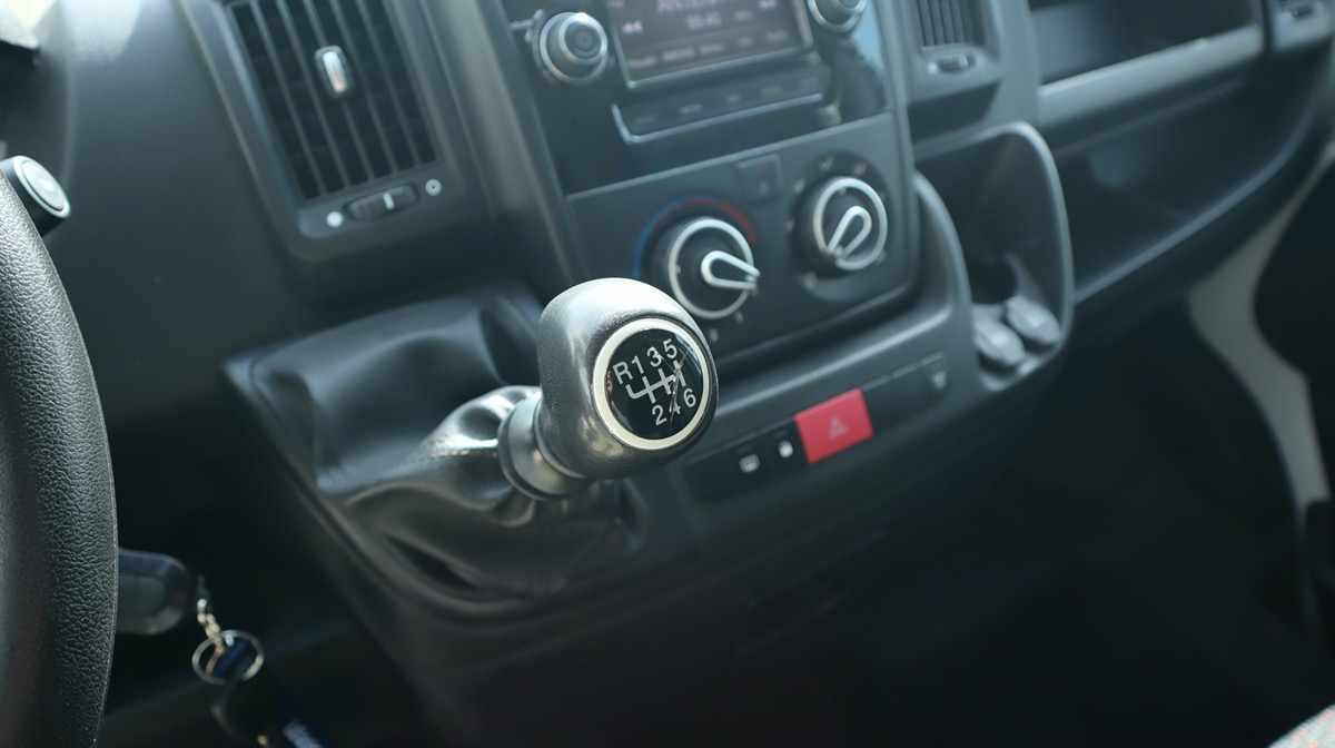 peugeot-boxer-2-2-120cv-2022-diesel-2179cc