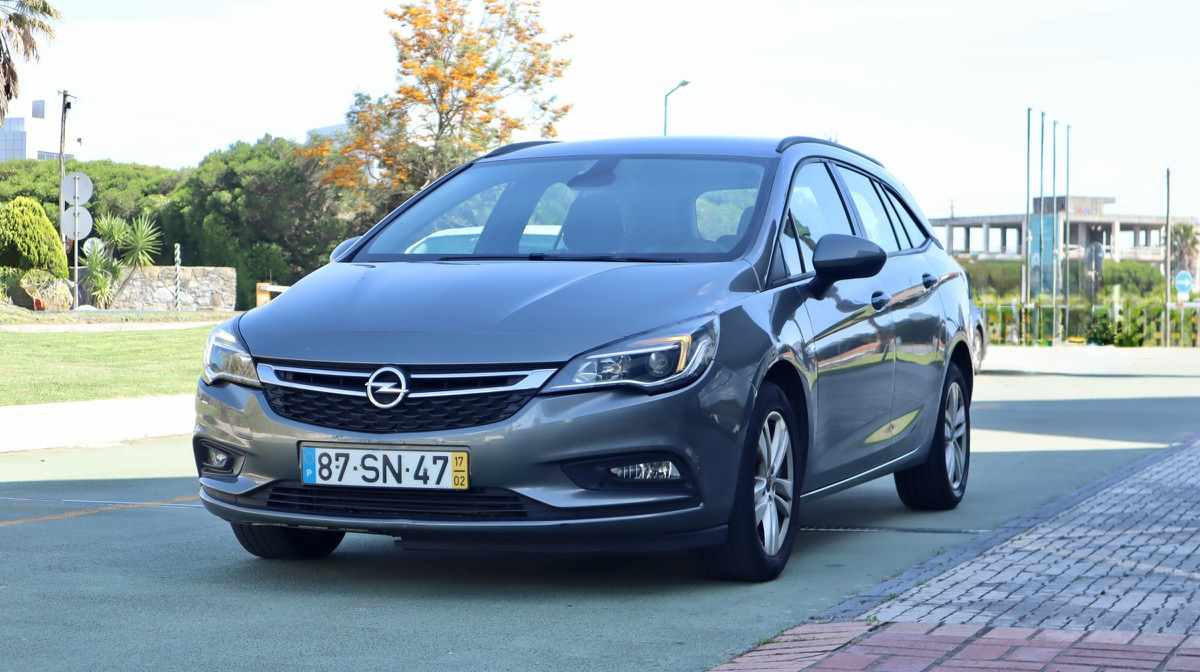 opel-astra-1-6-cdti-2017-diesel-1598cc