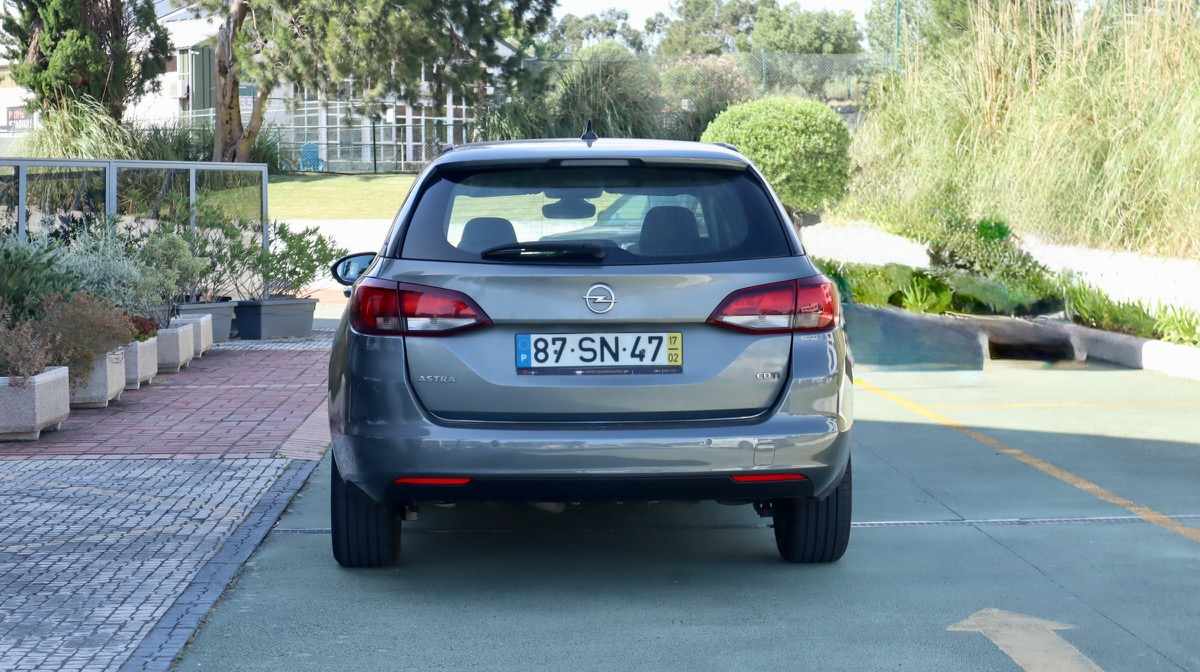 opel-astra-1-6-cdti-2017-diesel-1598cc