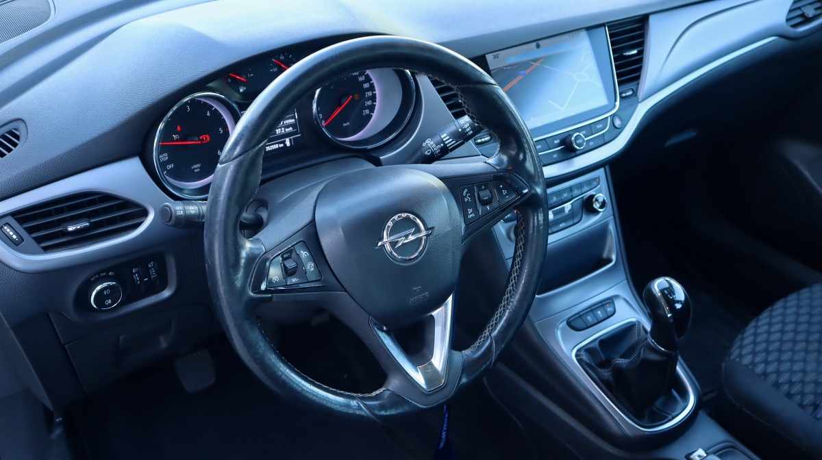 opel-astra-1-6-cdti-2017-diesel-1598cc