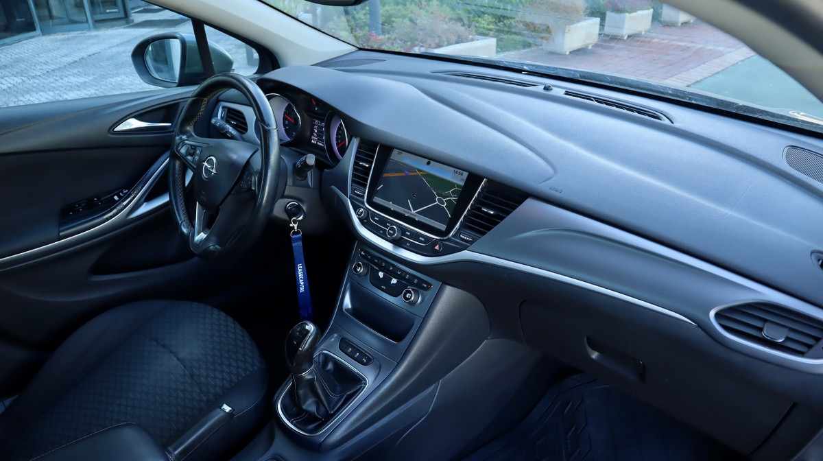 opel-astra-1-6-cdti-2017-diesel-1598cc