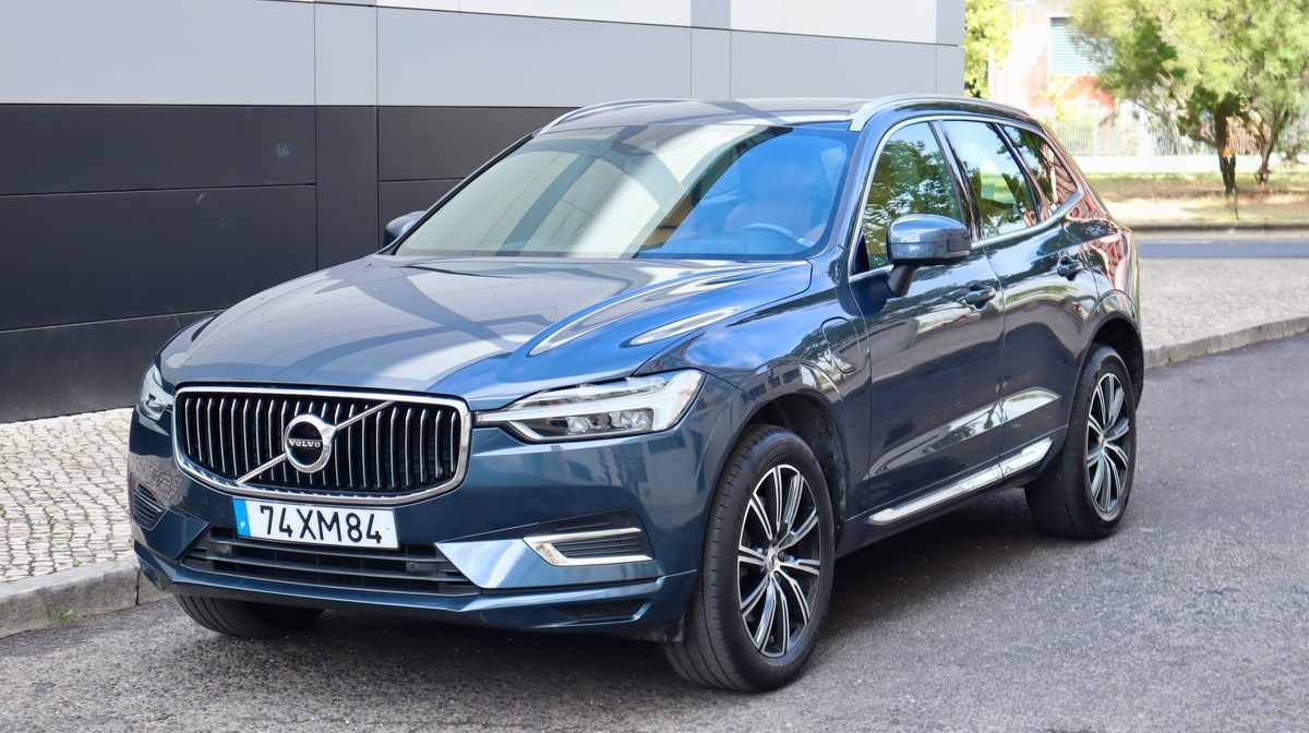 volvo-xc60-2-0-t8-twin-engine-2019-gasolina-1969cc