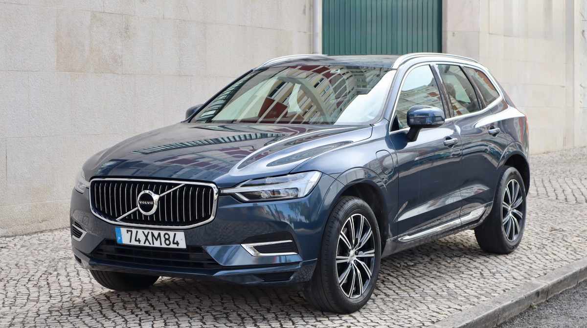 volvo-xc60-2-0-t8-twin-engine-2019-gasolina-1969cc