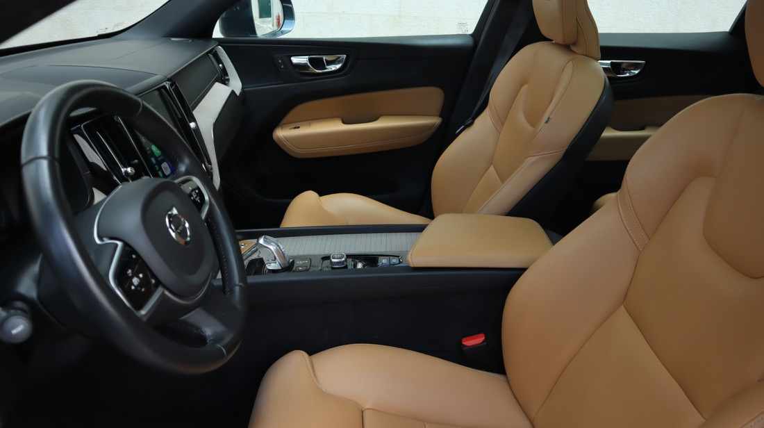 volvo-xc60-2-0-t8-twin-engine-2019-gasolina-1969cc
