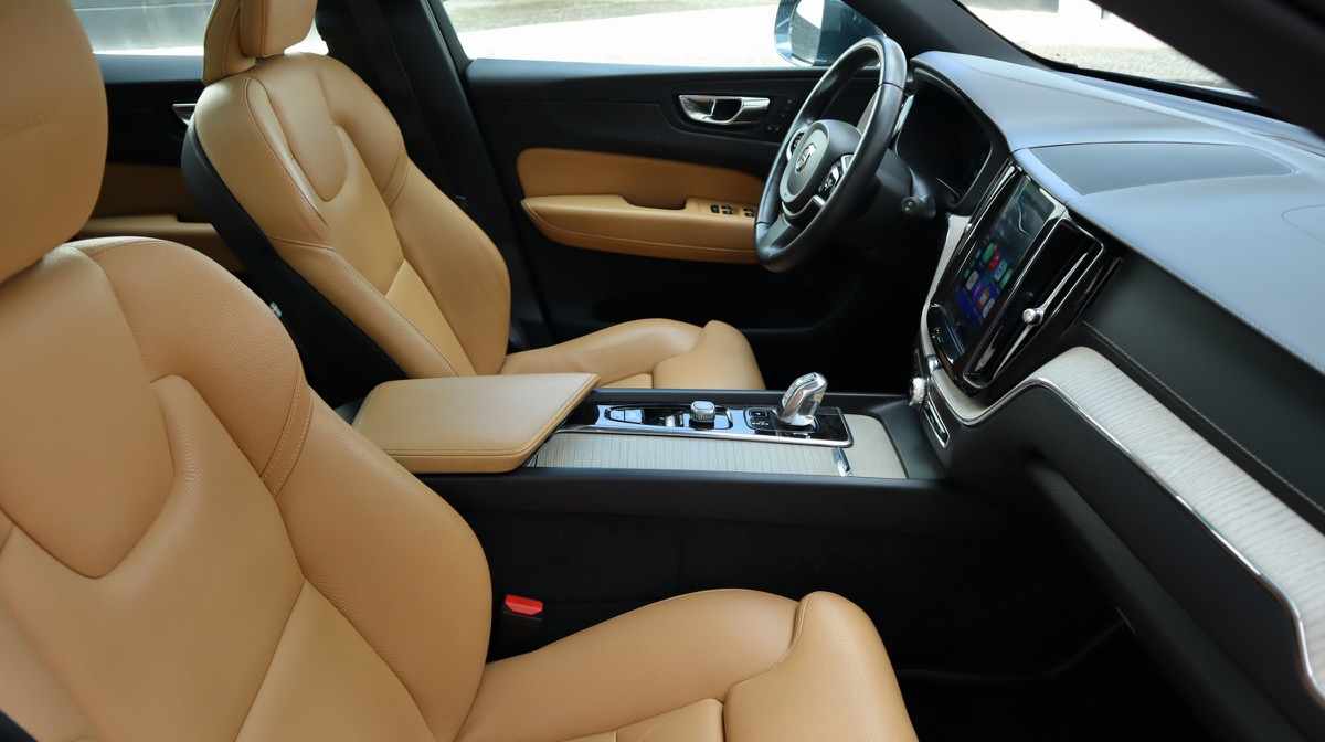 volvo-xc60-2-0-t8-twin-engine-2019-gasolina-1969cc