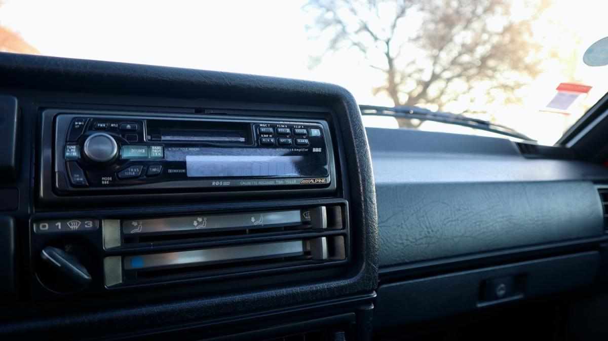 volkswagen-golf-1-3-1990-gasolina-1272cc