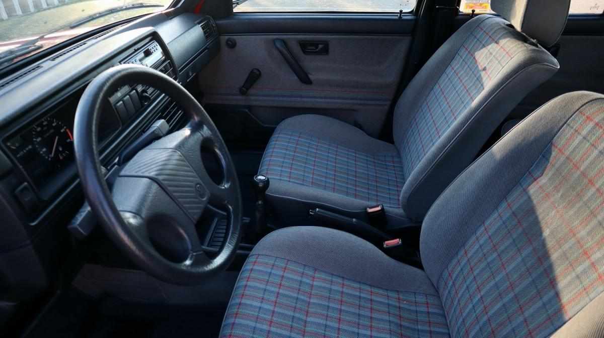 volkswagen-golf-1-3-1990-gasolina-1272cc