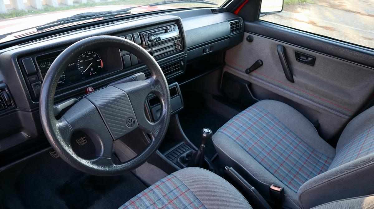 volkswagen-golf-1-3-1990-gasolina-1272cc