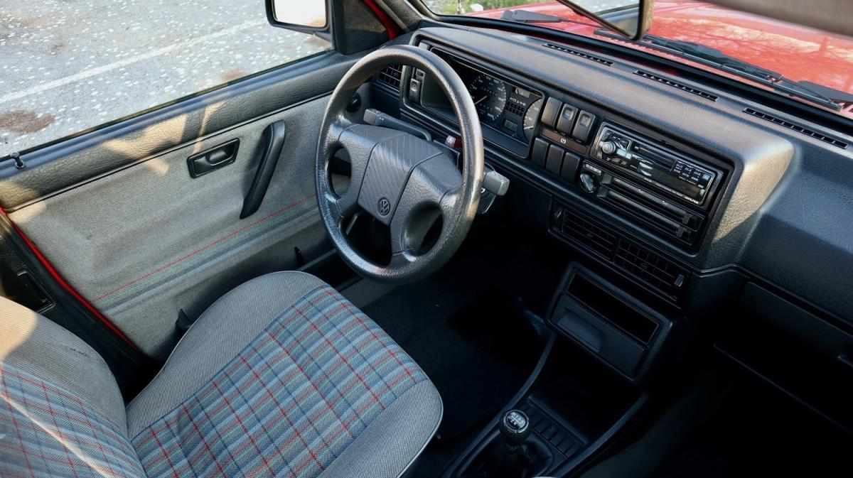 volkswagen-golf-1-3-1990-gasolina-1272cc