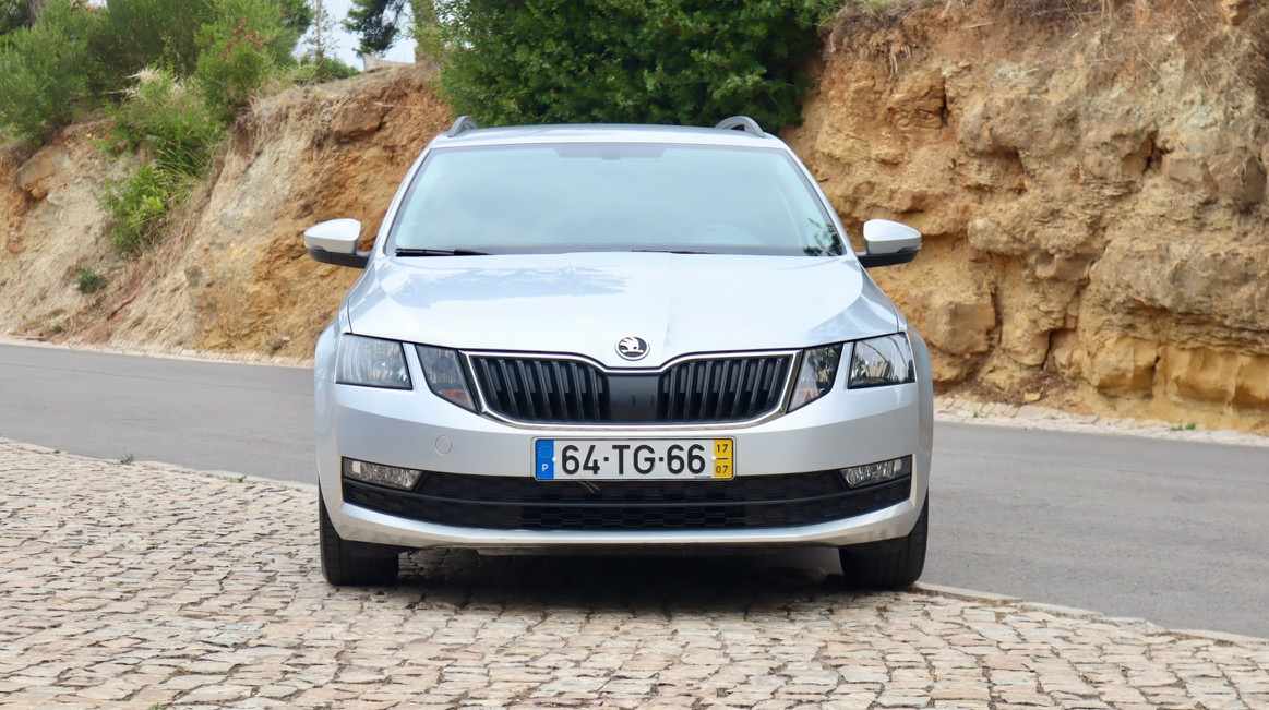 skoda-octavia-1-6-tdi-2017-diesel-1598cc