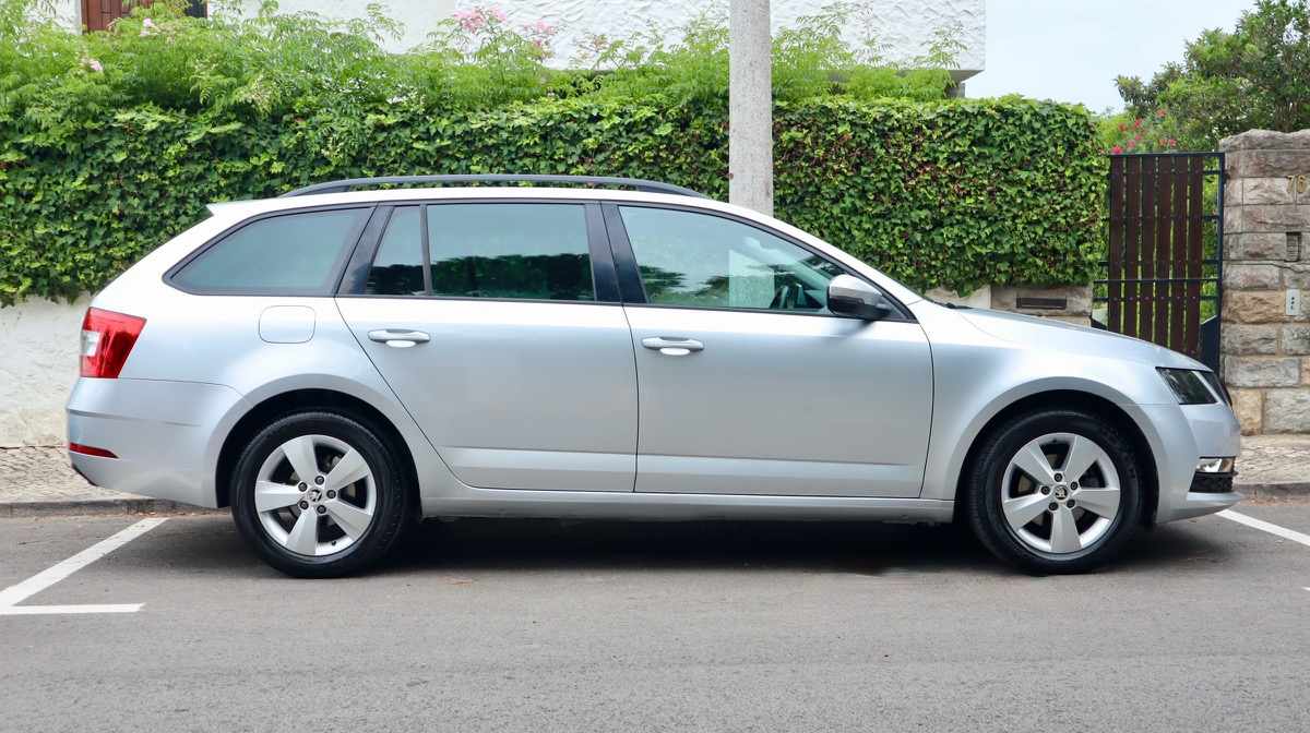 skoda-octavia-1-6-tdi-2017-diesel-1598cc