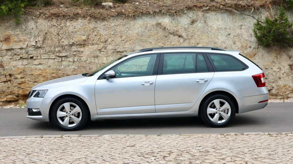 skoda-octavia-1-6-tdi-2017-diesel-1598cc
