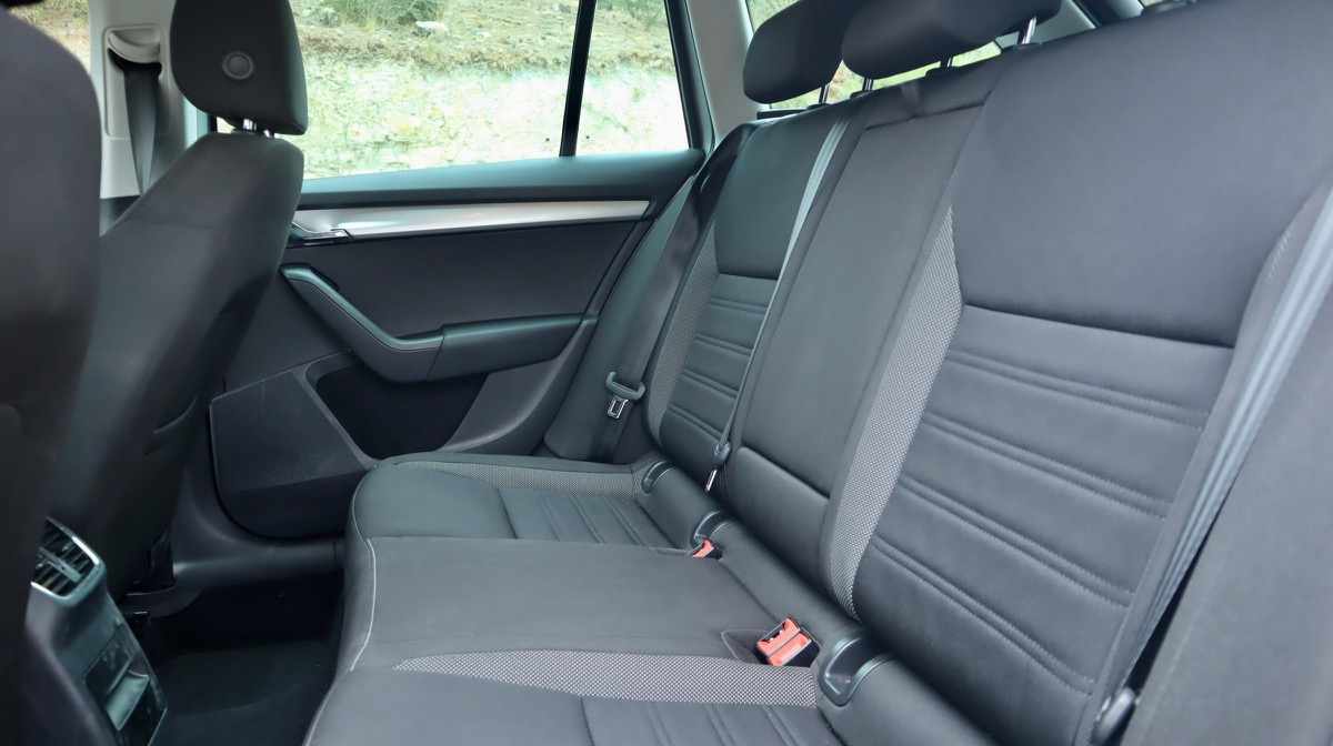 skoda-octavia-1-6-tdi-2017-diesel-1598cc