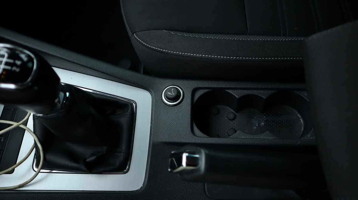 skoda-octavia-1-6-tdi-2017-diesel-1598cc