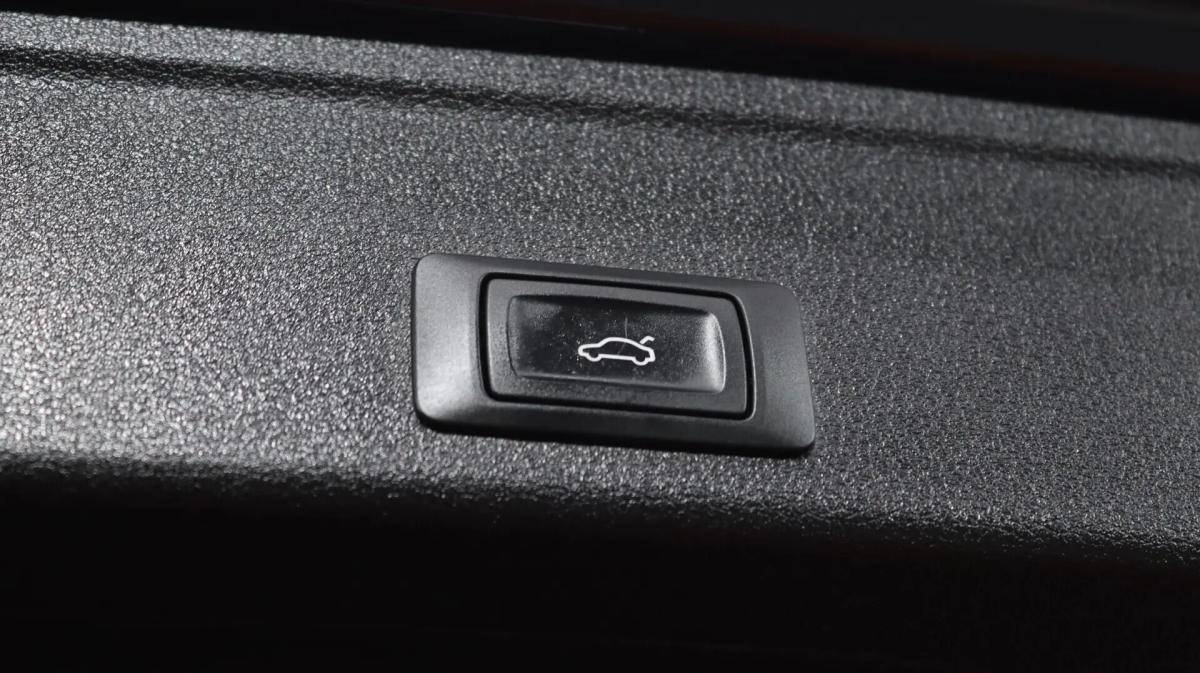 audi-a4-avant-2019-diesel-1968cc