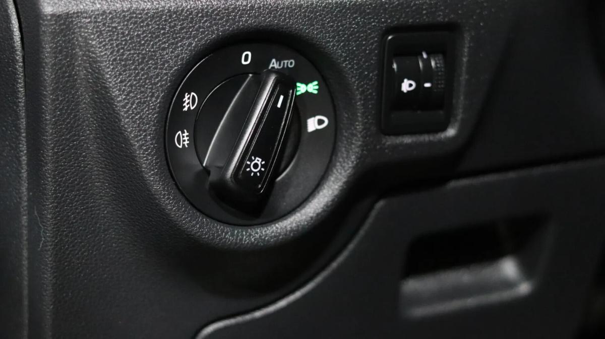 skoda-scala-2024-gasolina-999cc