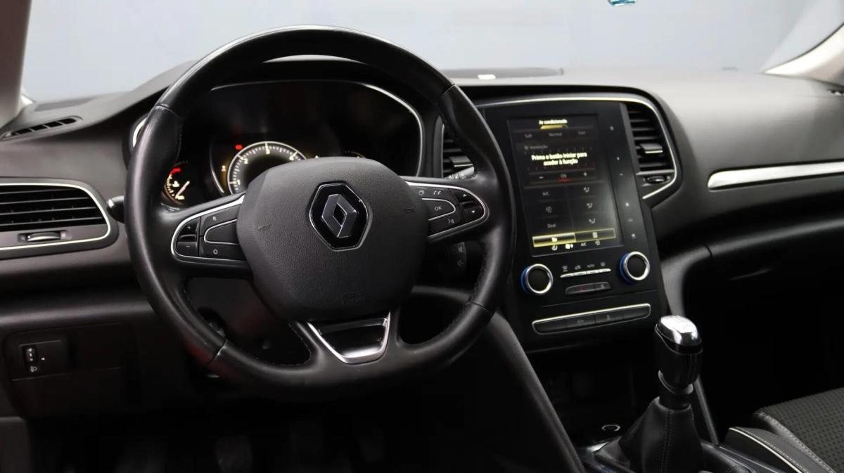renault-megane-sport-tourer-2016-diesel-1461cc