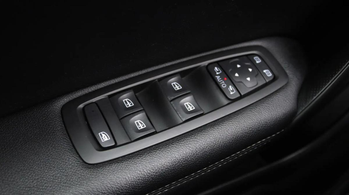 renault-megane-sport-tourer-2016-diesel-1461cc