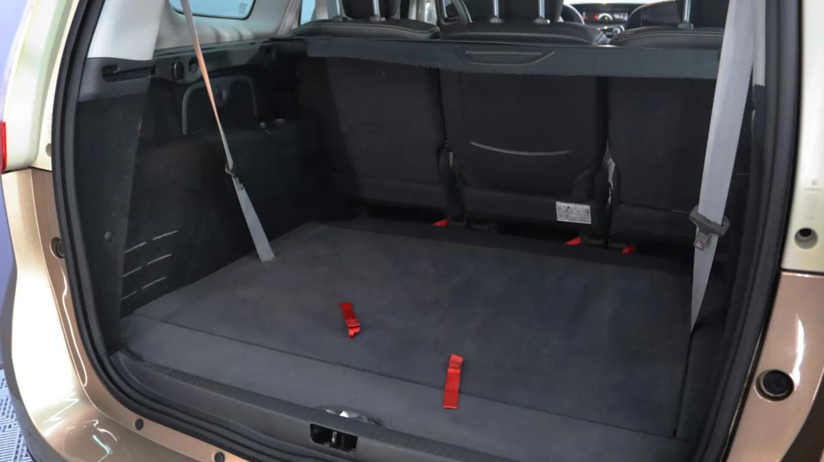 renault-grand-scenic-2015-diesel-1461cc