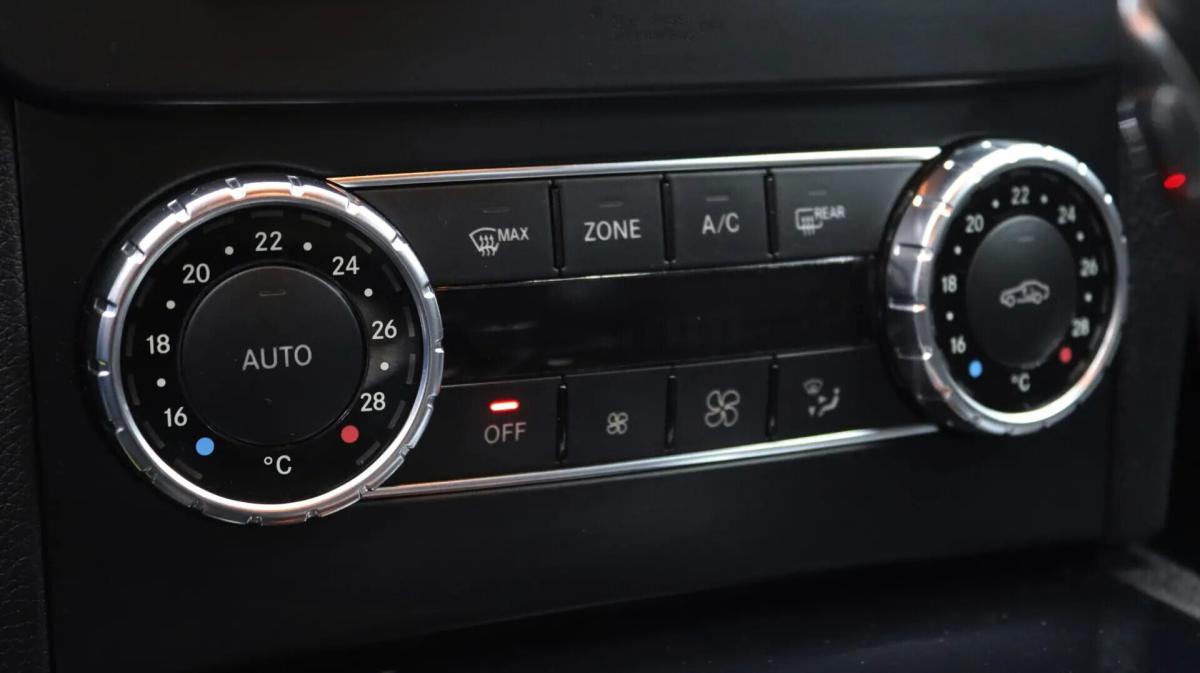 mercedes-benz-classe-c-2011-diesel-2143cc