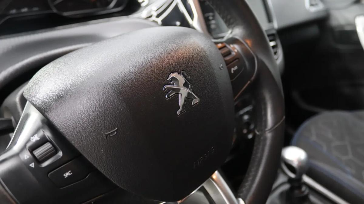 peugeot-2008-2019-diesel-1499cc