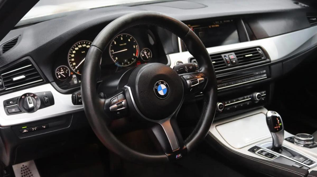 bmw-serie-5-520d-touring-2015-diesel-1995cc