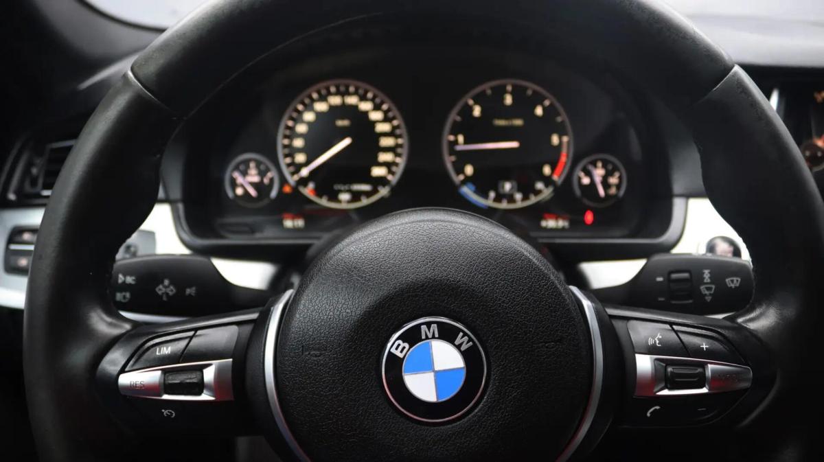 bmw-serie-5-520d-touring-2015-diesel-1995cc