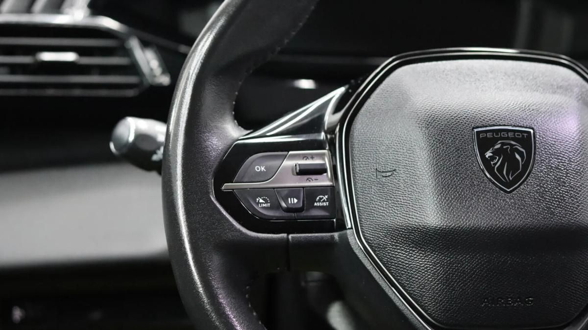 peugeot-308-2022-diesel-1499cc