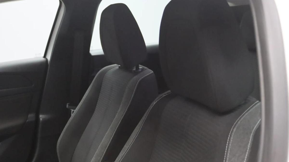 peugeot-308-2022-diesel-1499cc