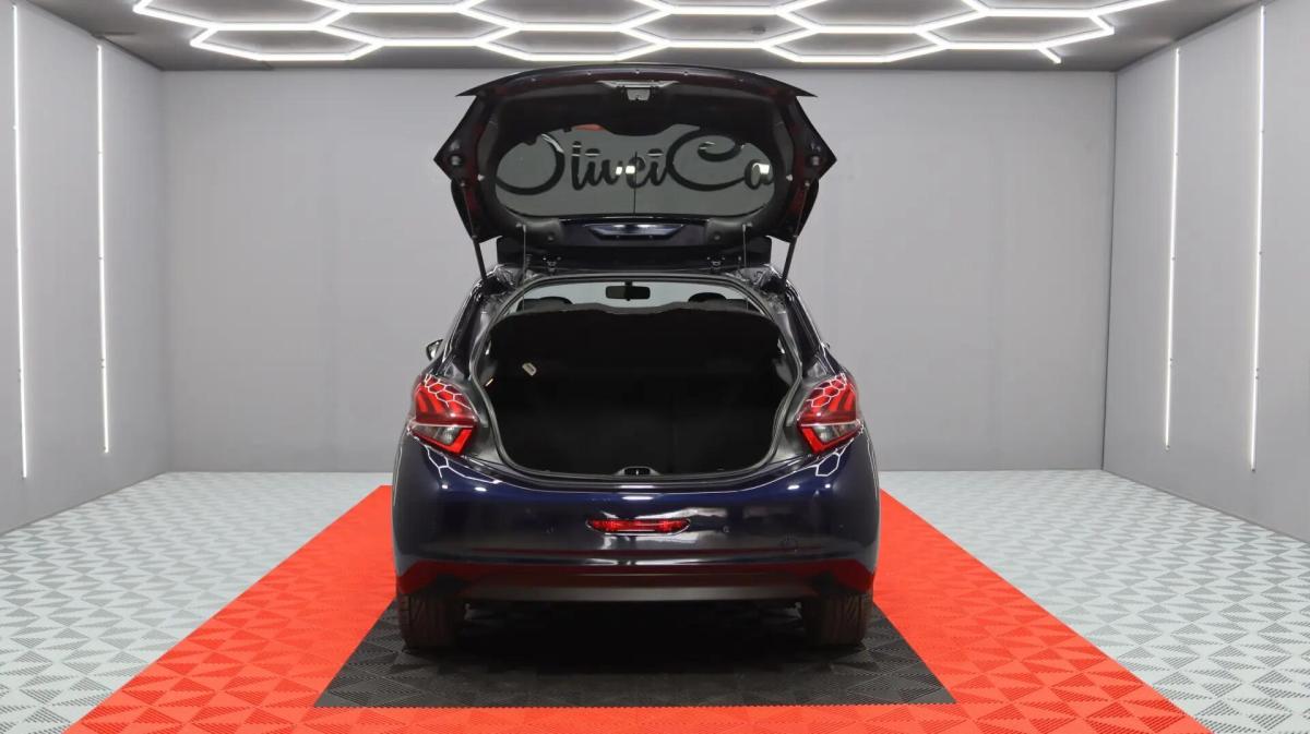 peugeot-208-2018-gasolina-1199cc