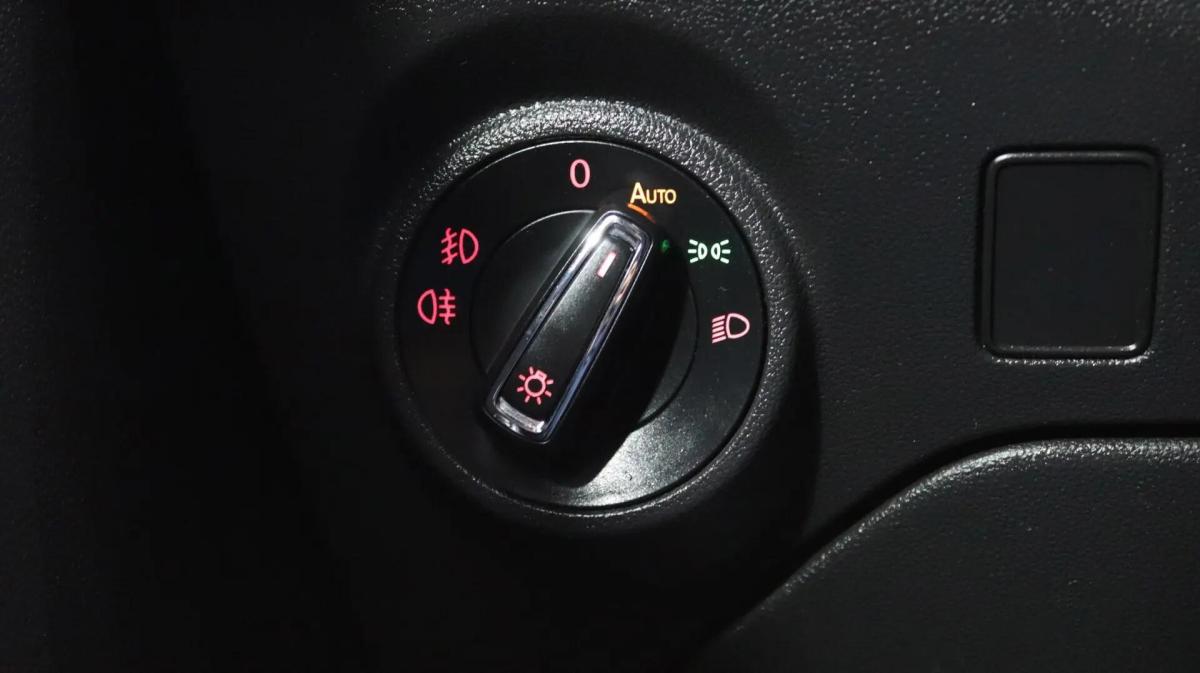 seat-leon-2016-diesel-1968cc