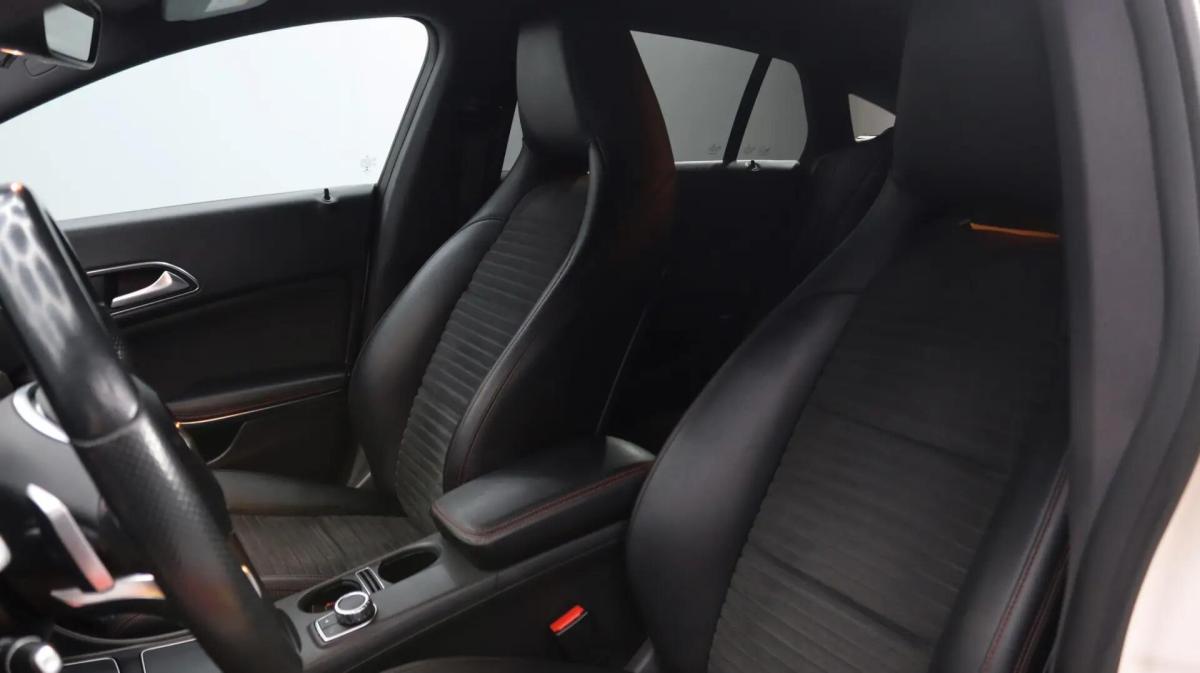 mercedes-benz-cla-220-d-shooting-brake-2017-diesel-2143cc