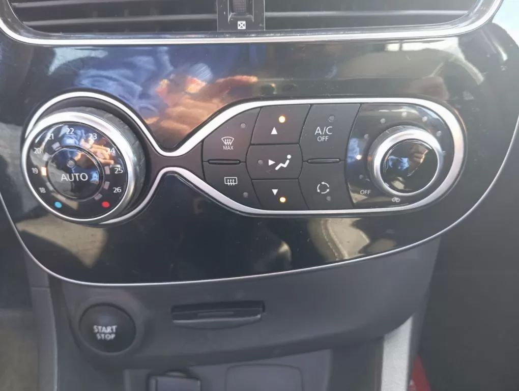 renault-clio-sport-tourer-2019-diesel-1461cc