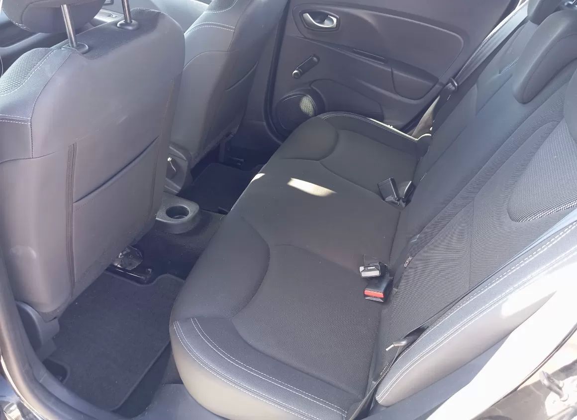 renault-clio-sport-tourer-2019-diesel-1461cc